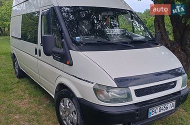 Ford Transit  2004
