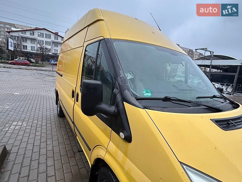 Мінівен Ford Transit 2012 в Івано-Франківську