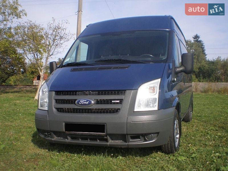 Вантажопасажирський фургон Ford Transit 2008 в Львові