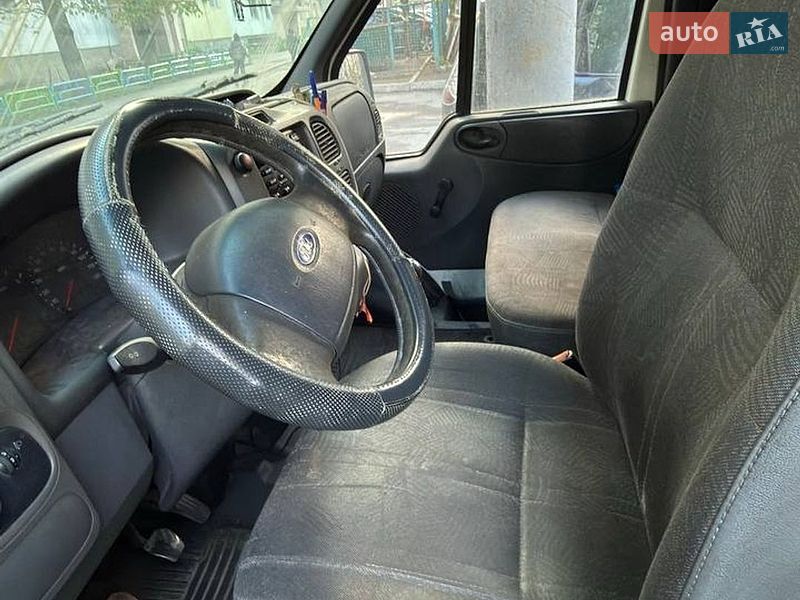 Микровэн Ford Transit 2005 в Днепре