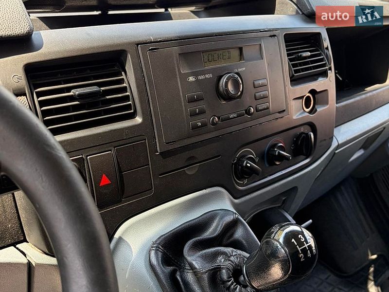 Грузовой фургон Ford Transit 2007 в Киеве фото 5 Грузовой фургон Ford Transit 2007 в Киеве