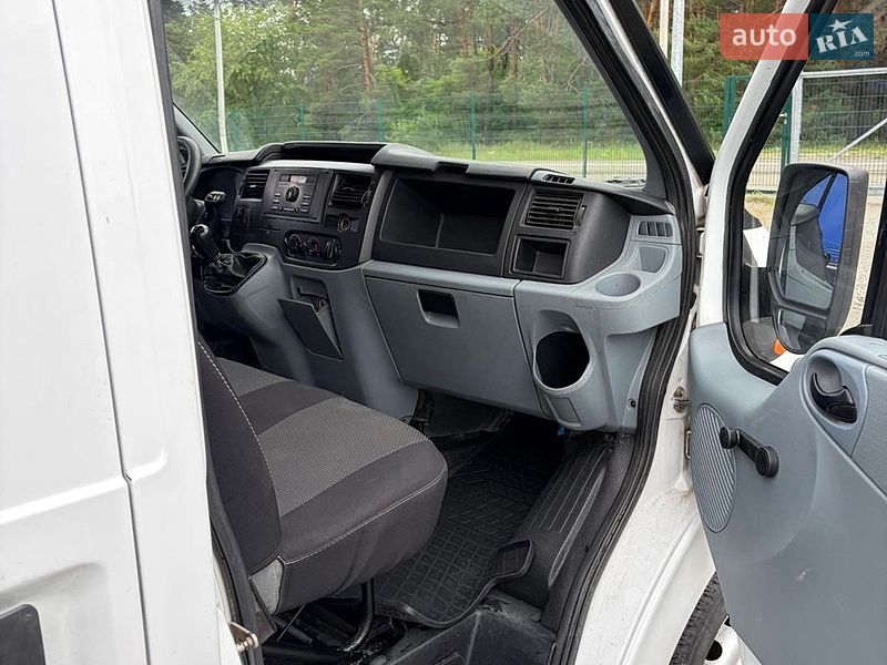 Грузовой фургон Ford Transit 2007 в Киеве фото 7 Грузовой фургон Ford Transit 2007 в Киеве