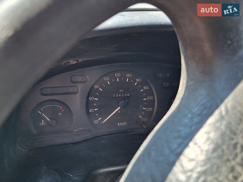 Грузовой фургон Ford Transit 2000 в Корце фото 4 Грузовой фургон Ford Transit 2000 в Корце