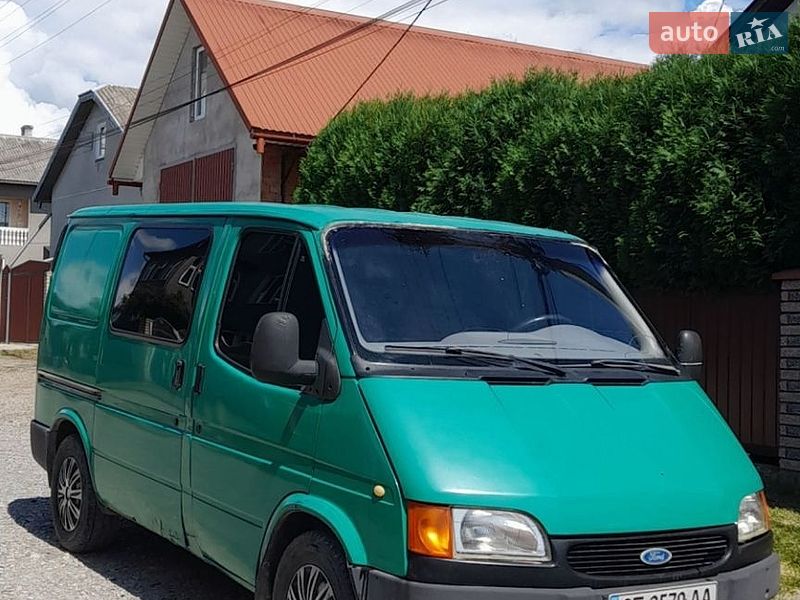 Мінівен Ford Transit 1995 в Чернівцях фото Мінівен Ford Transit 1995 в Чернівцях