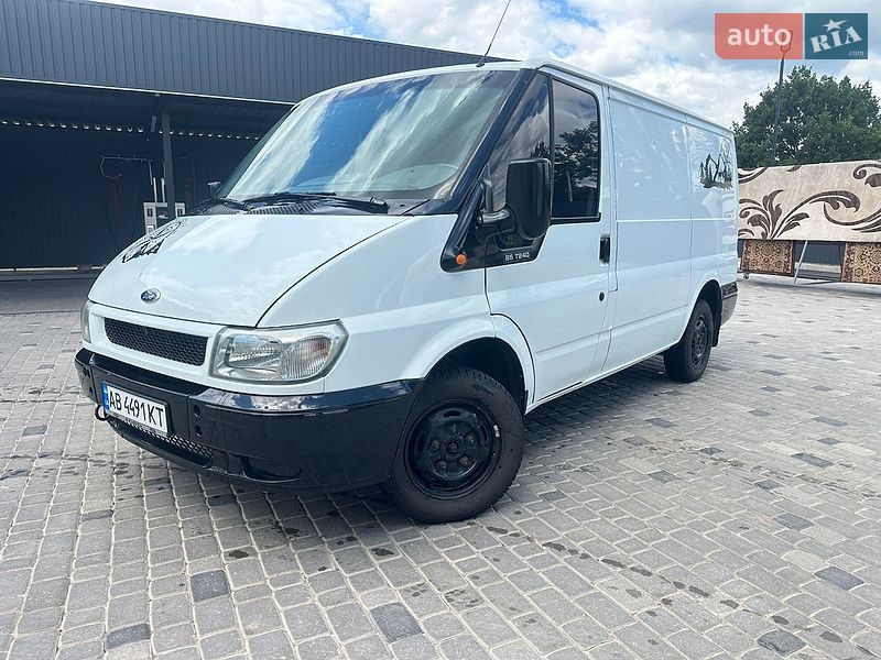 Грузовой фургон Ford Transit 2003 в Виннице