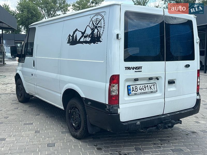 Грузовой фургон Ford Transit 2003 в Виннице