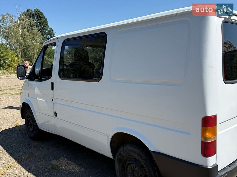 Вантажопасажирський фургон Ford Transit 1990 в Чернівцях