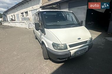Ford Transit  2005