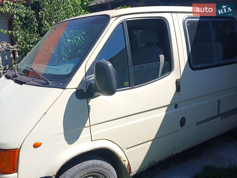 Мінівен Ford Transit 1997 в Чорткові