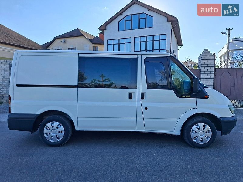 Грузовой фургон Ford Transit 2001 в Николаеве