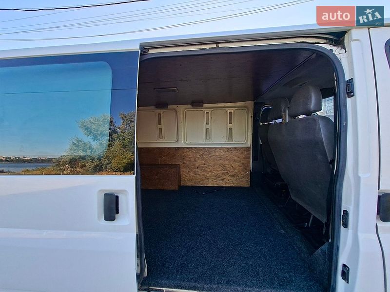 Грузовой фургон Ford Transit 2001 в Николаеве