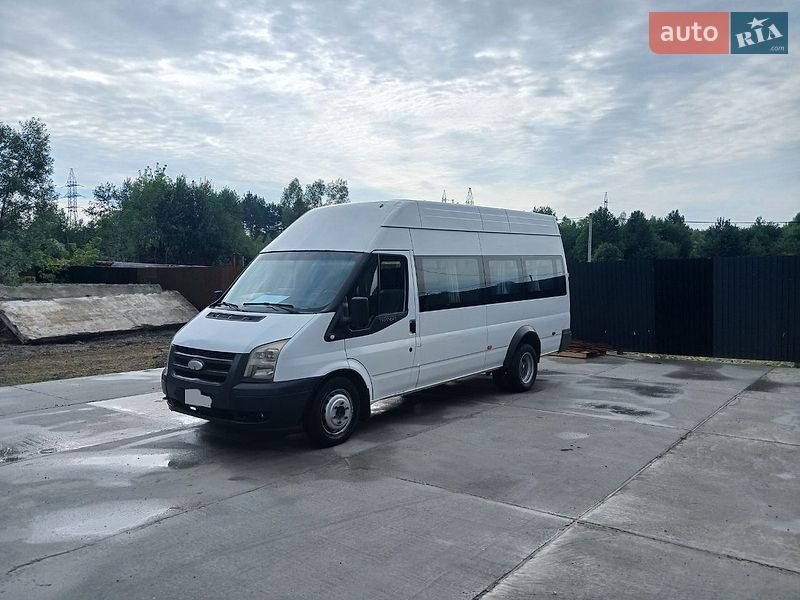 Микроавтобус Ford Transit 2007 в Яворове