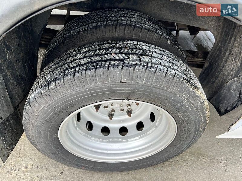 Микроавтобус Ford Transit 2007 в Яворове