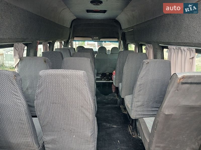 Микроавтобус Ford Transit 2007 в Яворове