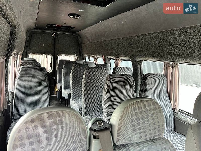 Микроавтобус Ford Transit 2007 в Яворове
