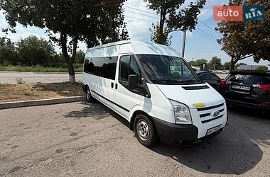 Ford Transit  2011
