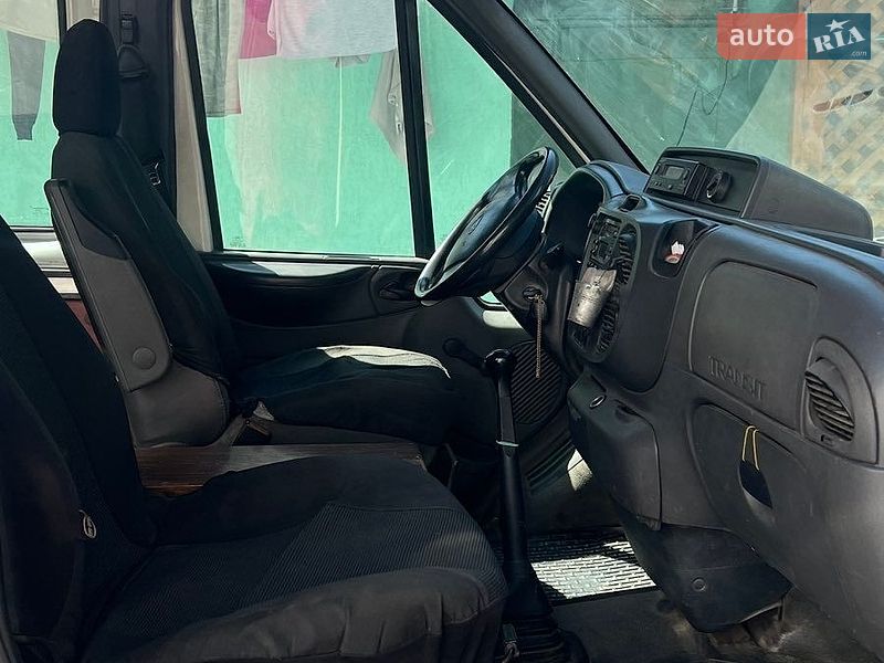 Мінівен Ford Transit 2006 в Луцьку