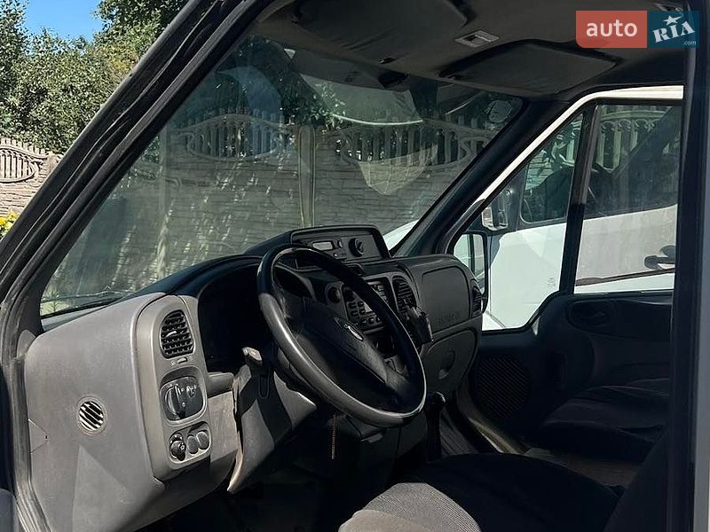 Мінівен Ford Transit 2006 в Луцьку