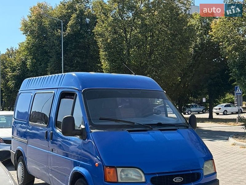Вантажопасажирський фургон Ford Transit 1999 в Черкасах