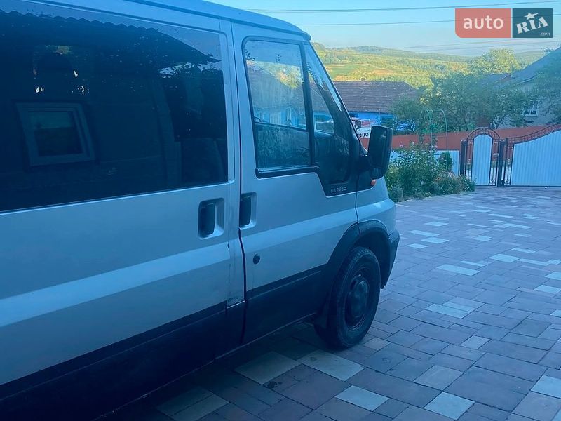 Минивэн Ford Transit 2006 в Черновцах