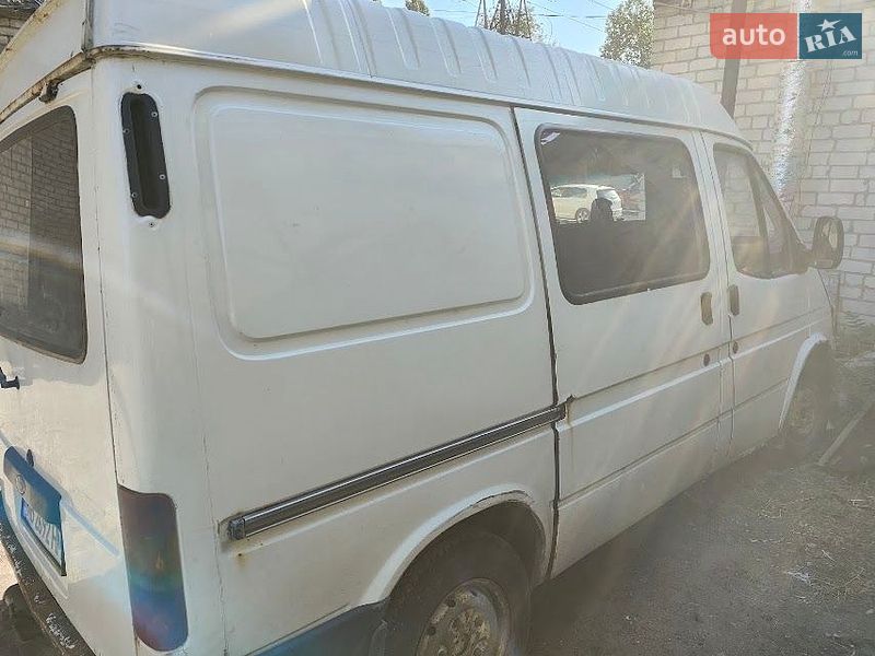 Грузовой фургон Ford Transit 1997 в Днепре