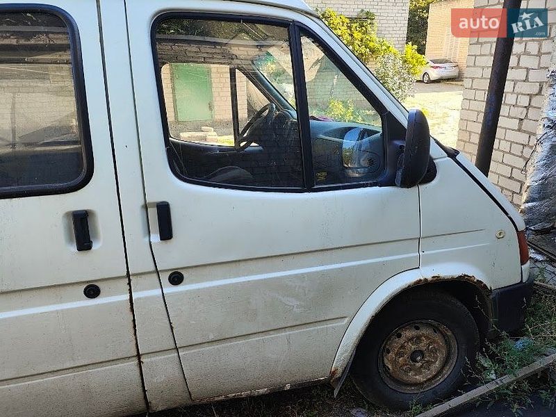 Грузовой фургон Ford Transit 1997 в Днепре