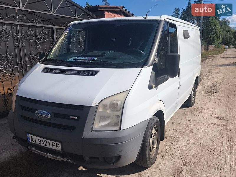 Грузовой фургон Ford Transit 2006 в Буче