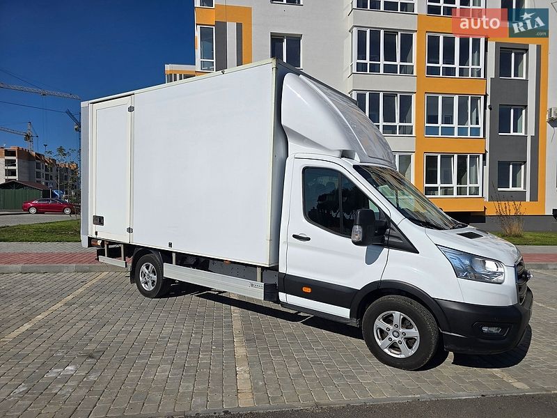 Ford Transit 2021