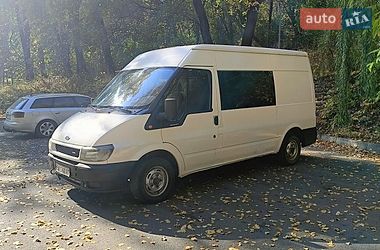 Ford Transit  2004