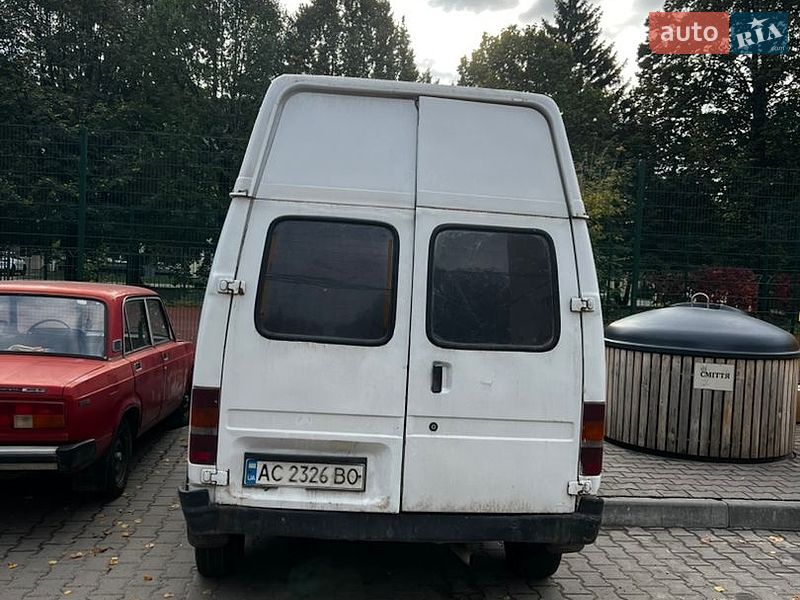 Фастбэк Ford Transit 1991 в Луцке