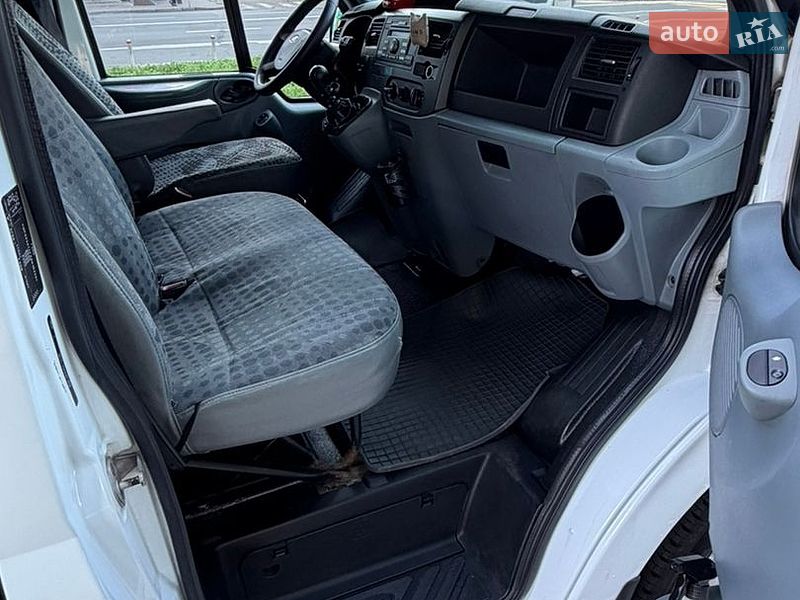 Другие грузовики Ford Transit 2010 в Киеве