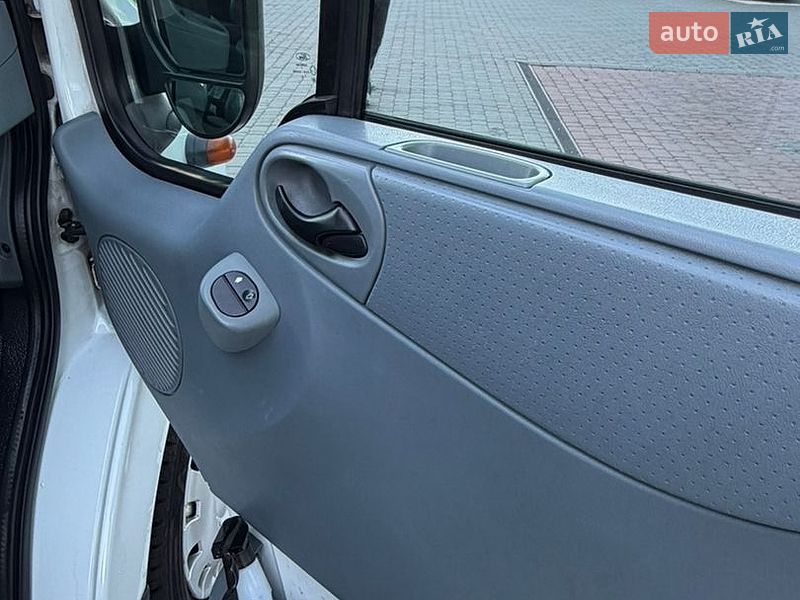 Другие грузовики Ford Transit 2010 в Киеве