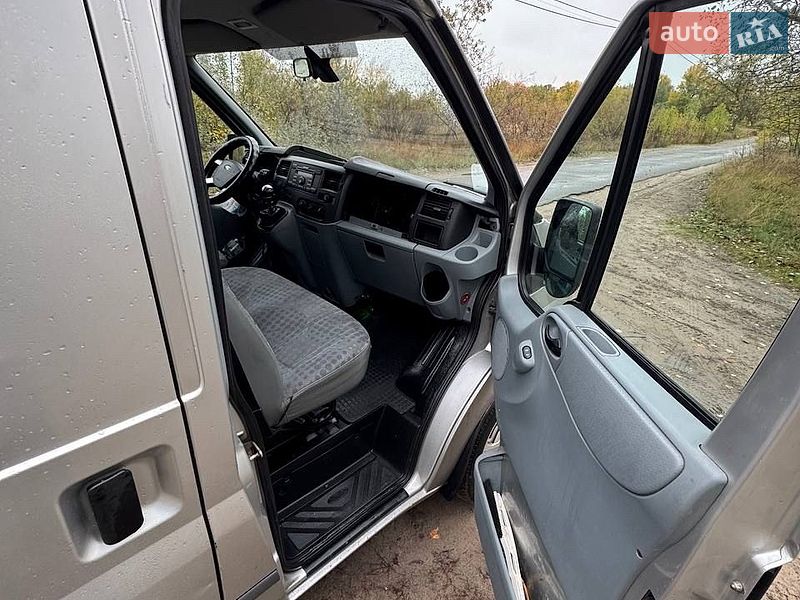 Минивэн Ford Transit 2007 в Киеве