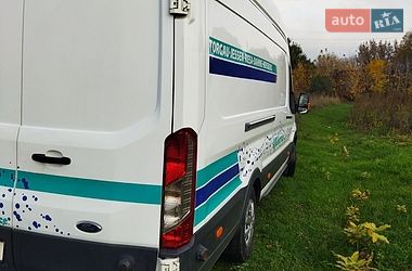 Грузовой фургон Ford Transit 2016 в Киеве