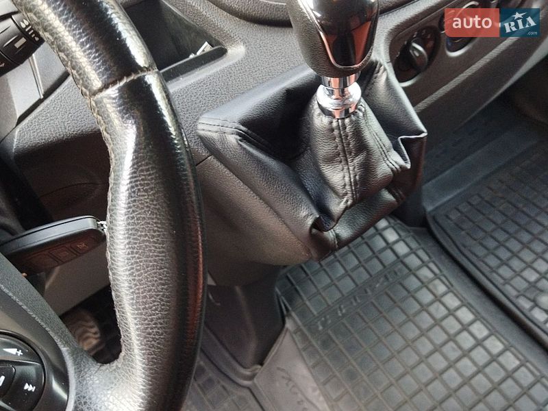 Грузовой фургон Ford Transit 2016 в Киеве