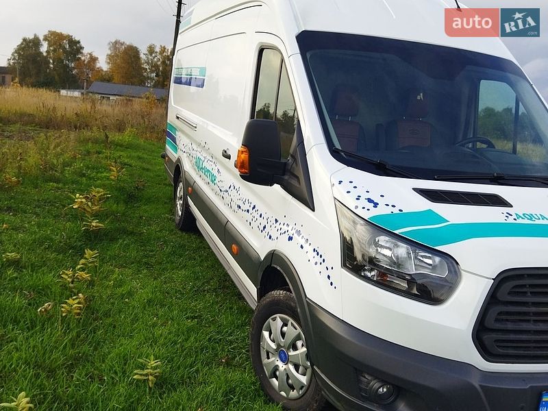 Грузовой фургон Ford Transit 2016 в Киеве