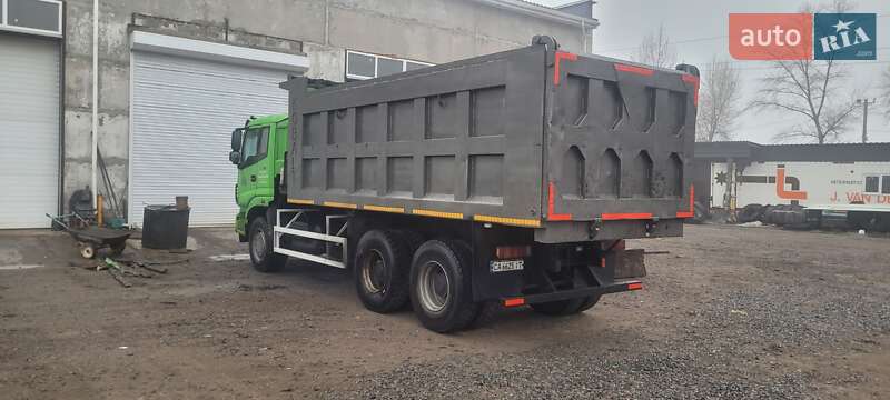 Самоскид Foton Auman