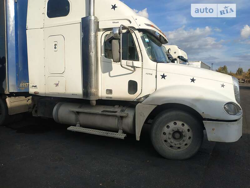 Freightliner Columbia