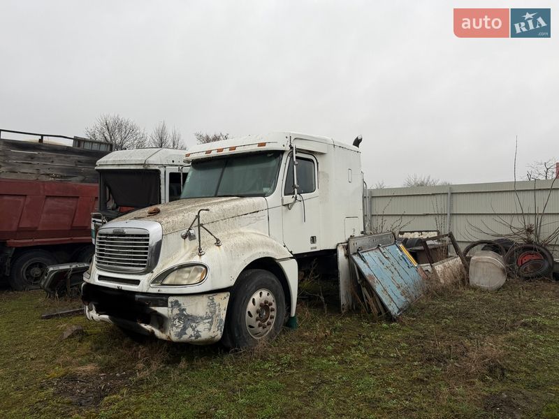 Freightliner Conventional