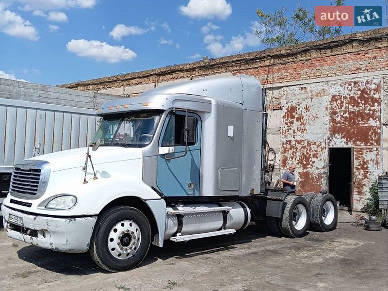 Freightliner Conventional