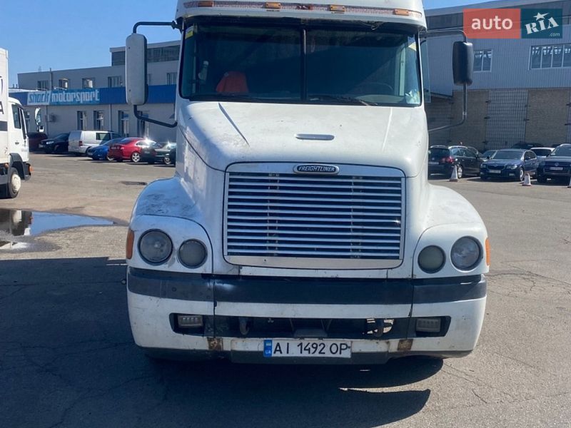 Freightliner CST