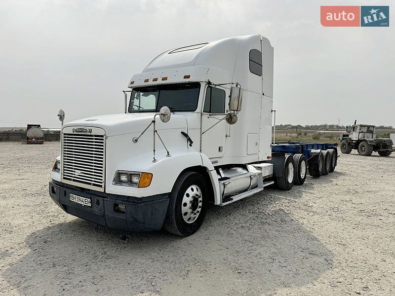 Freightliner FLD