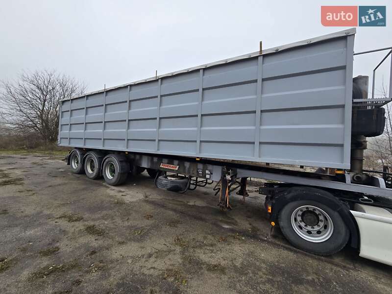 Зерновоз - напівпричіп Fruehauf SMB