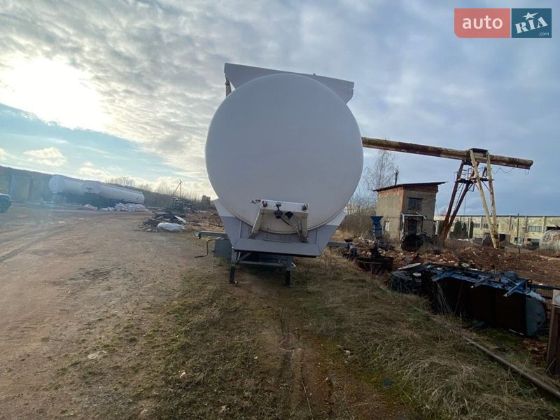 Цистерна полуприцеп Fruehauf TF34C1