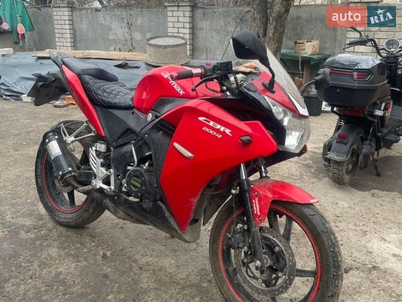 Мото G-max 250 Raiser