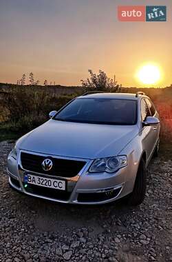Ціни Volkswagen Passat Газ метан / Бензин