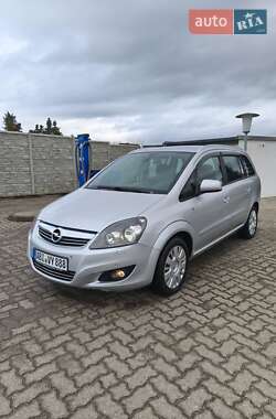 Цены Opel Zafira Газ метан / Бензин