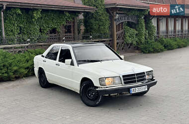 Ціни Mercedes-Benz 190 Газ пропан-бутан / Бензин