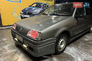 Цены Renault 19 Газ пропан-бутан / Бензин