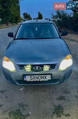 Ціни ВАЗ 2171 Priora Газ пропан-бутан / Бензин